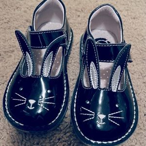 NWOT Livie & Luca Bunny shoes 🐰